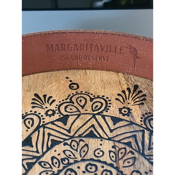 Margaritaville Island Reserve Brown Leather Belt 42" Carved Vertical Lines - Picture 3 of 8